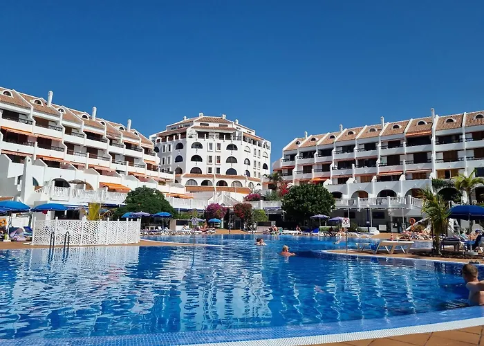 Parque Santiago 2 * Playa de las Americas (Tenerife)